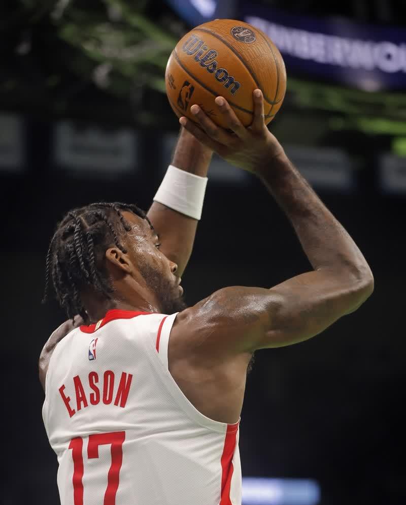 包含开拓者队球员状态回升，期待反弹的词条