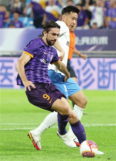 阿拉瓦主场大胜，豪取三分稳定积分榜的简单介绍