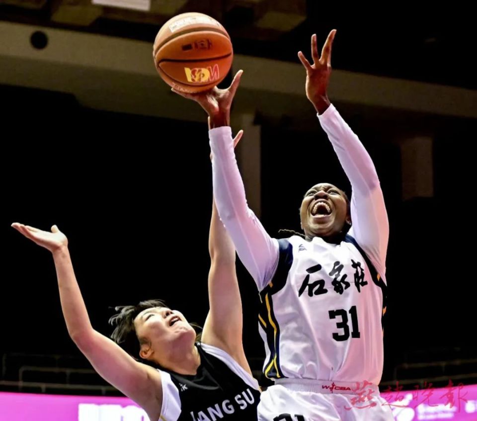 法国女篮力挫对手,德国队遭遇困境 法国女篮力挫对手,德国队遭遇困境