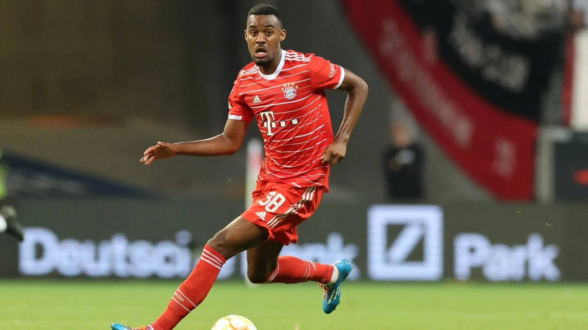 沙尔克新援表现不俗,球迷对其寄予厚望的简单介绍 沙尔克新援表现不俗,球迷对其寄予厚望的简单介绍