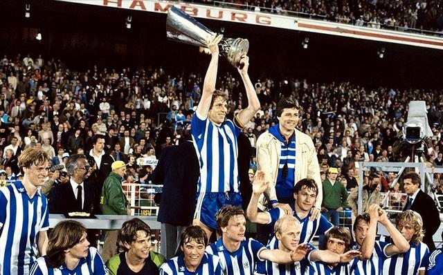 包含欧洲最强队伍争夺冠军,角逐激烈赛事引关注的词条 包含欧洲最强队伍争夺冠军,角逐激烈赛事引关注的词条