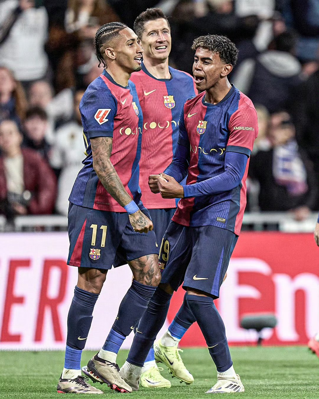 包含激情火拼：欧洲足球明星联赛如火如荼的词条