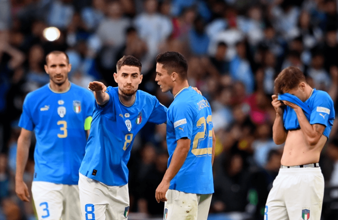 王牌球队欧国联赛后盖彩云,球迷转粉的简单介绍 王牌球队欧国联赛后盖彩云,球迷转粉的简单介绍