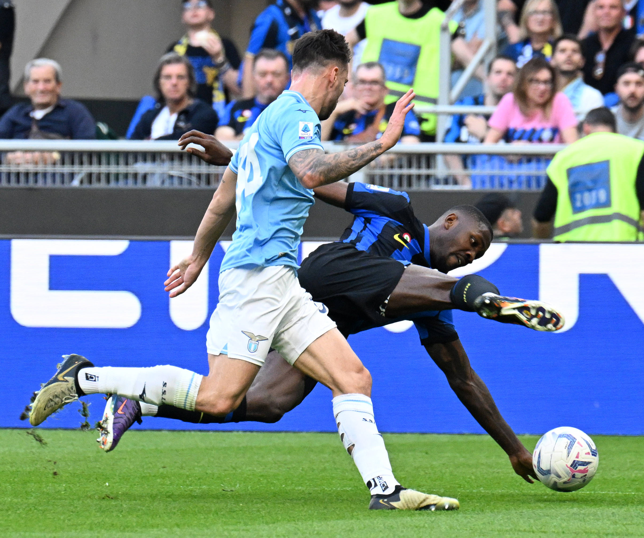 罗马城德比:拉齐奥胜利,向积分榜前四发起冲击的简单介绍 罗马城德比:拉齐奥胜利,向积分榜前四发起冲击的简单介绍