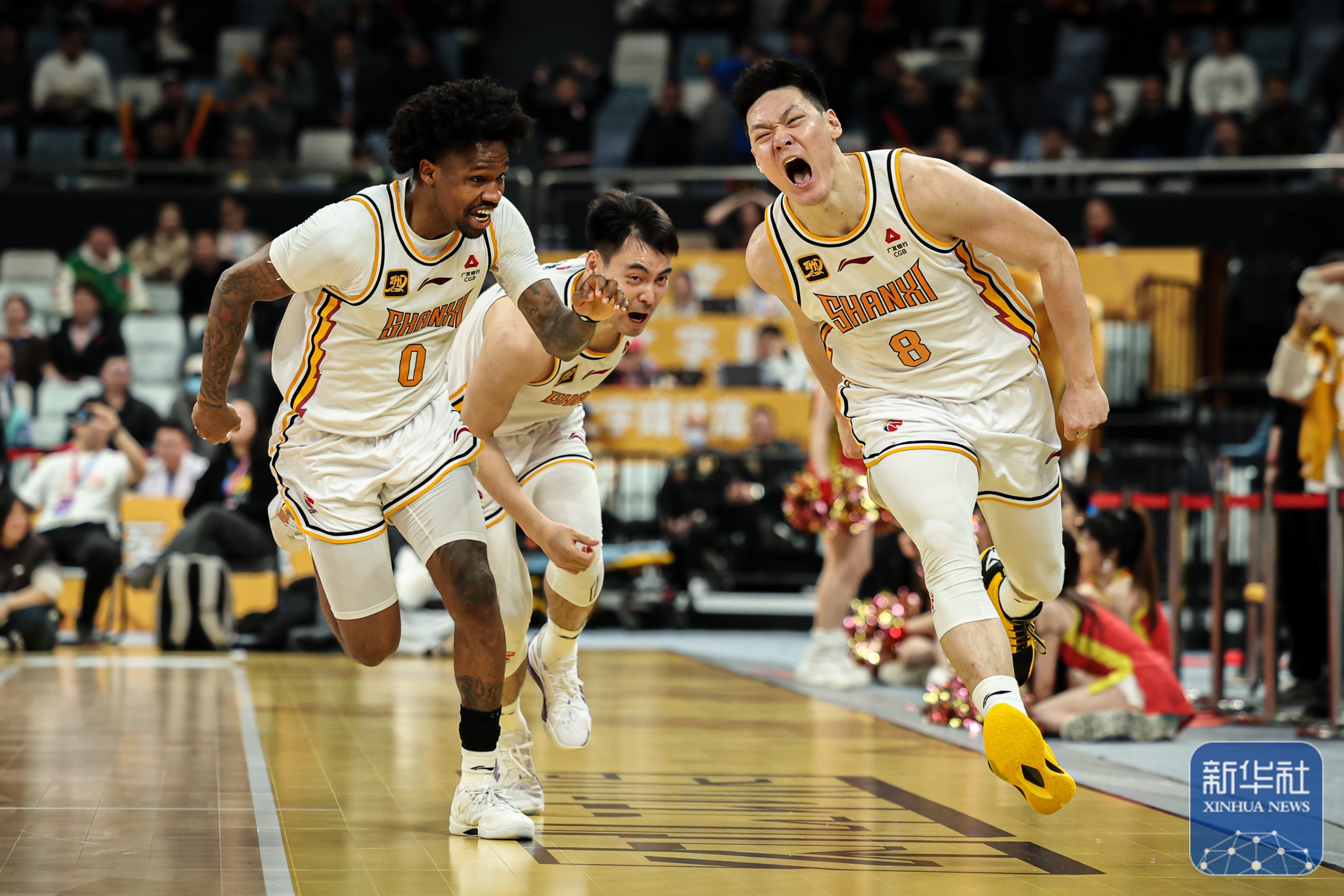 九游娱乐官方-包含国际篮球赛场激战连连，各队争夺胜利的词条