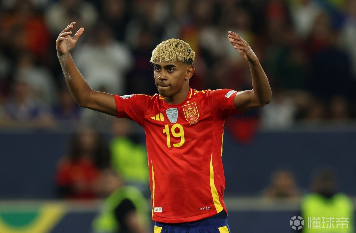 西班牙队卫冕冠军，迎接前途挑战