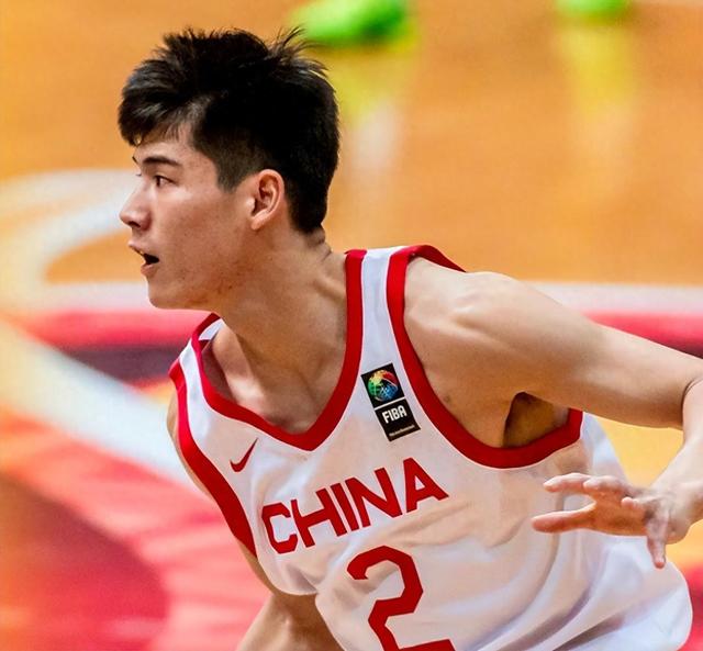 兢兢业业,全队备战冲击巅峰的简单介绍 兢兢业业,全队备战冲击巅峰的简单介绍