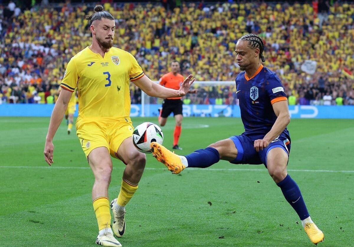 荷兰大胜乌克兰,勇夺欧洲杯半决赛资格 荷兰大胜乌克兰,勇夺欧洲杯半决赛资格