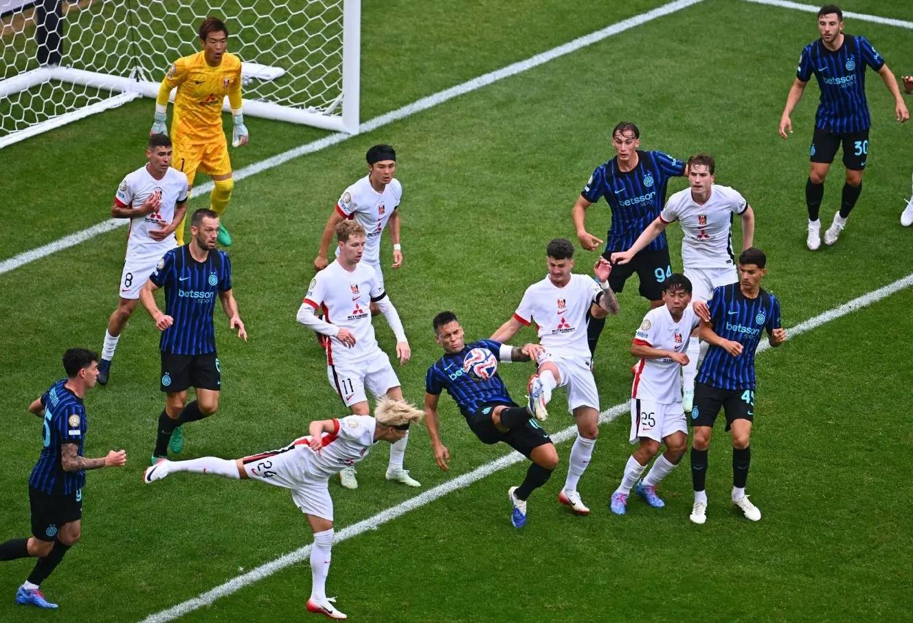 罗马客场逆转国米,豪取关键胜利 罗马客场逆转国米,豪取关键胜利