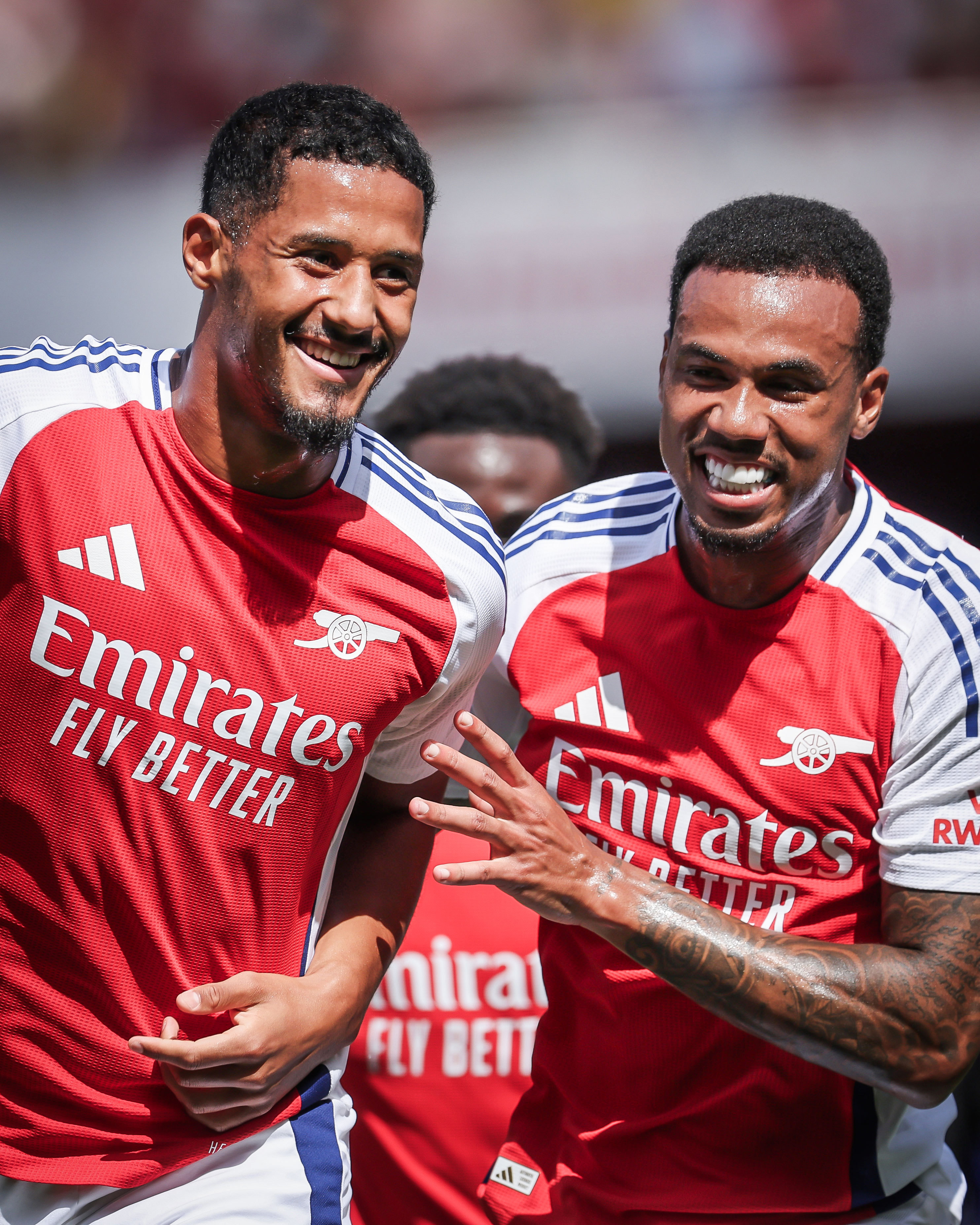 曼城与门兴格拉德巴赫交锋，必有精彩