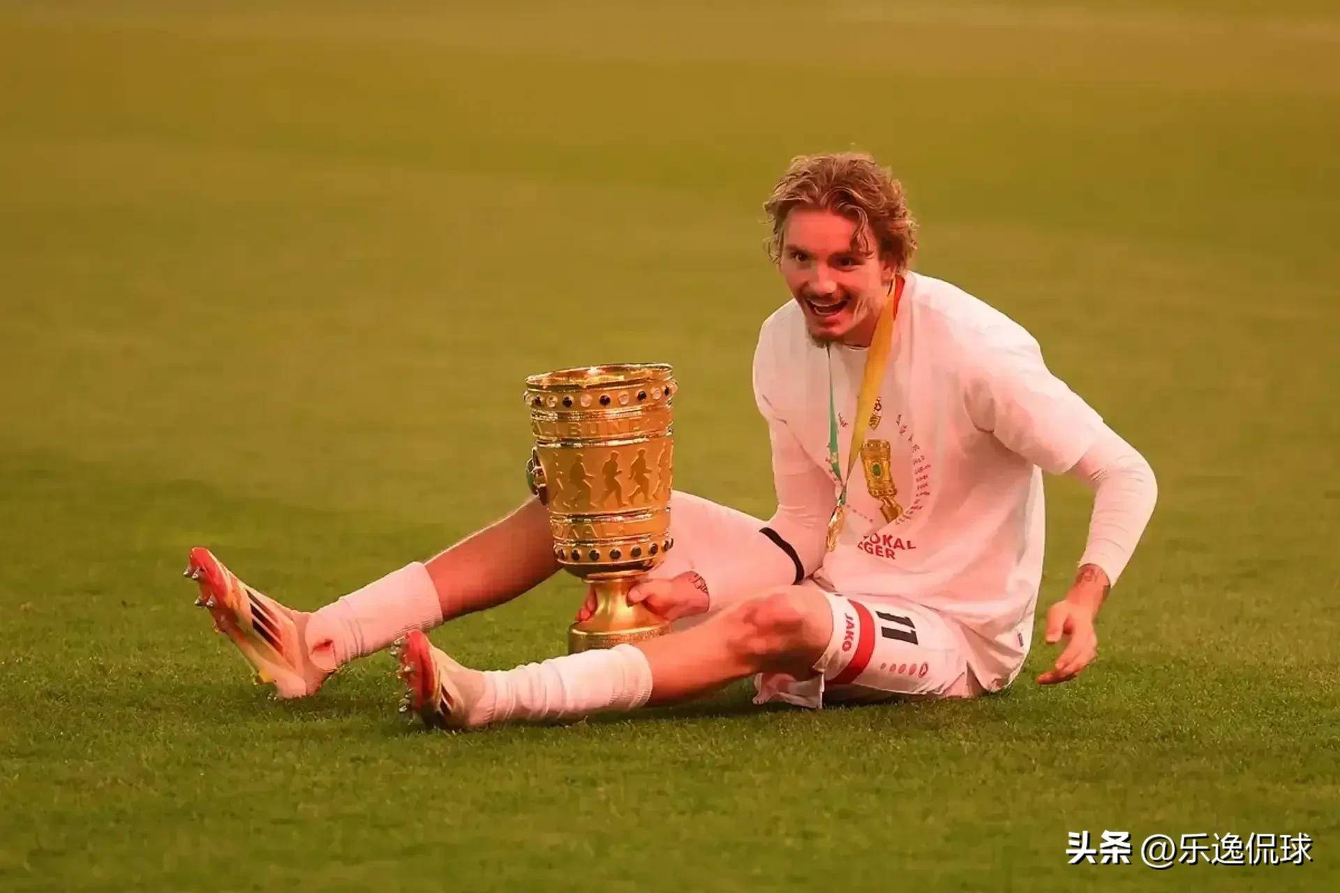 关于利物浦核心球员发表支持拜仁慕尼黑言论:赞同主帅决策的信息 关于利物浦核心球员发表支持拜仁慕尼黑言论:赞同主帅决策的信息