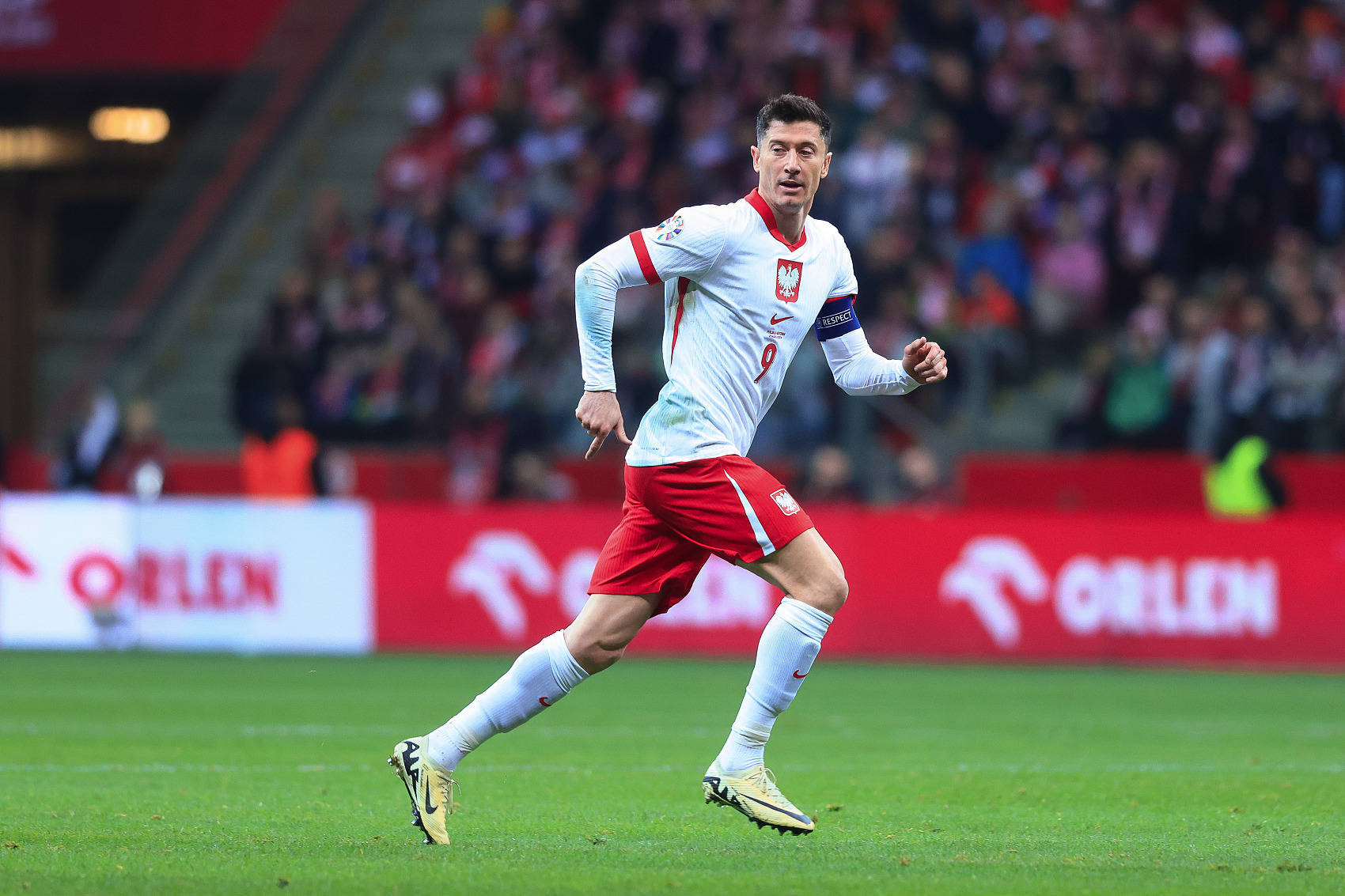 九游体育直播-包含波兰不敌瑞典，欧预赛前景雪藏的词条