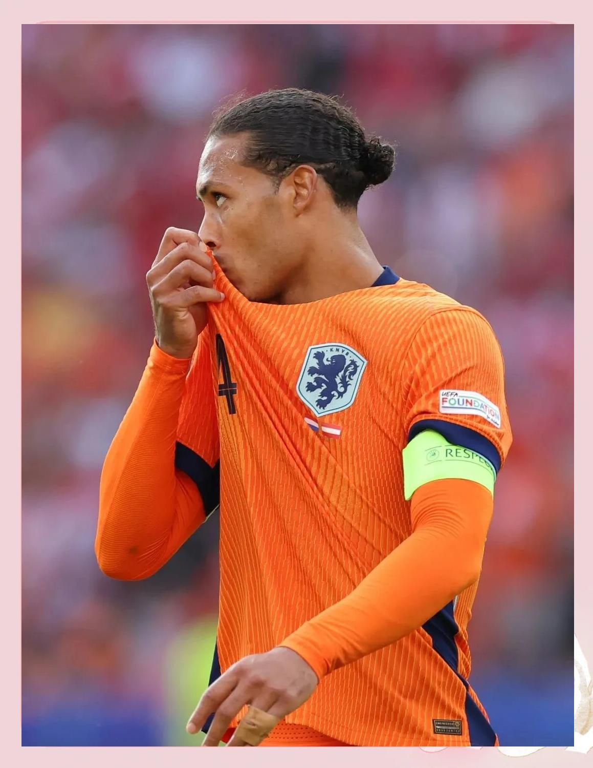 九游娱乐入口-法国客场小胜卫冕冠军蝉联欧洲杯小组第一的简单介绍