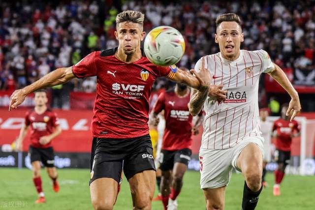 巴伦西亚客场惨败,遭遇两连败 巴伦西亚客场惨败,遭遇两连败