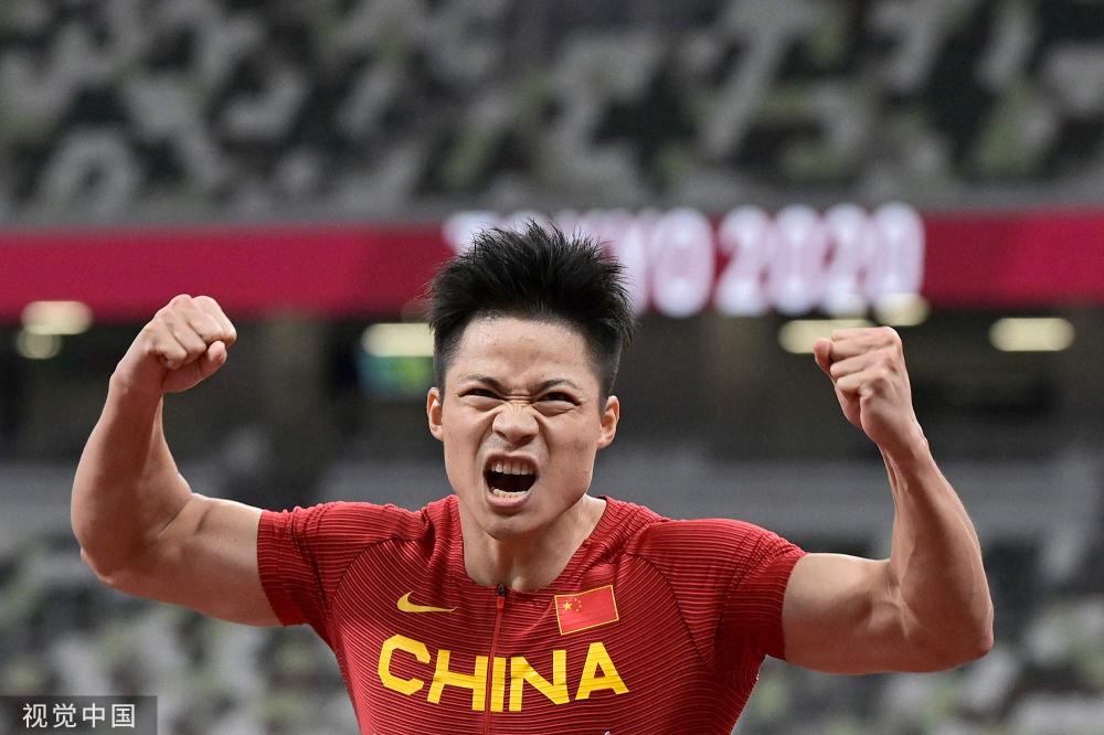 包含中国血洗日本，范佩西打破历史纪录的词条