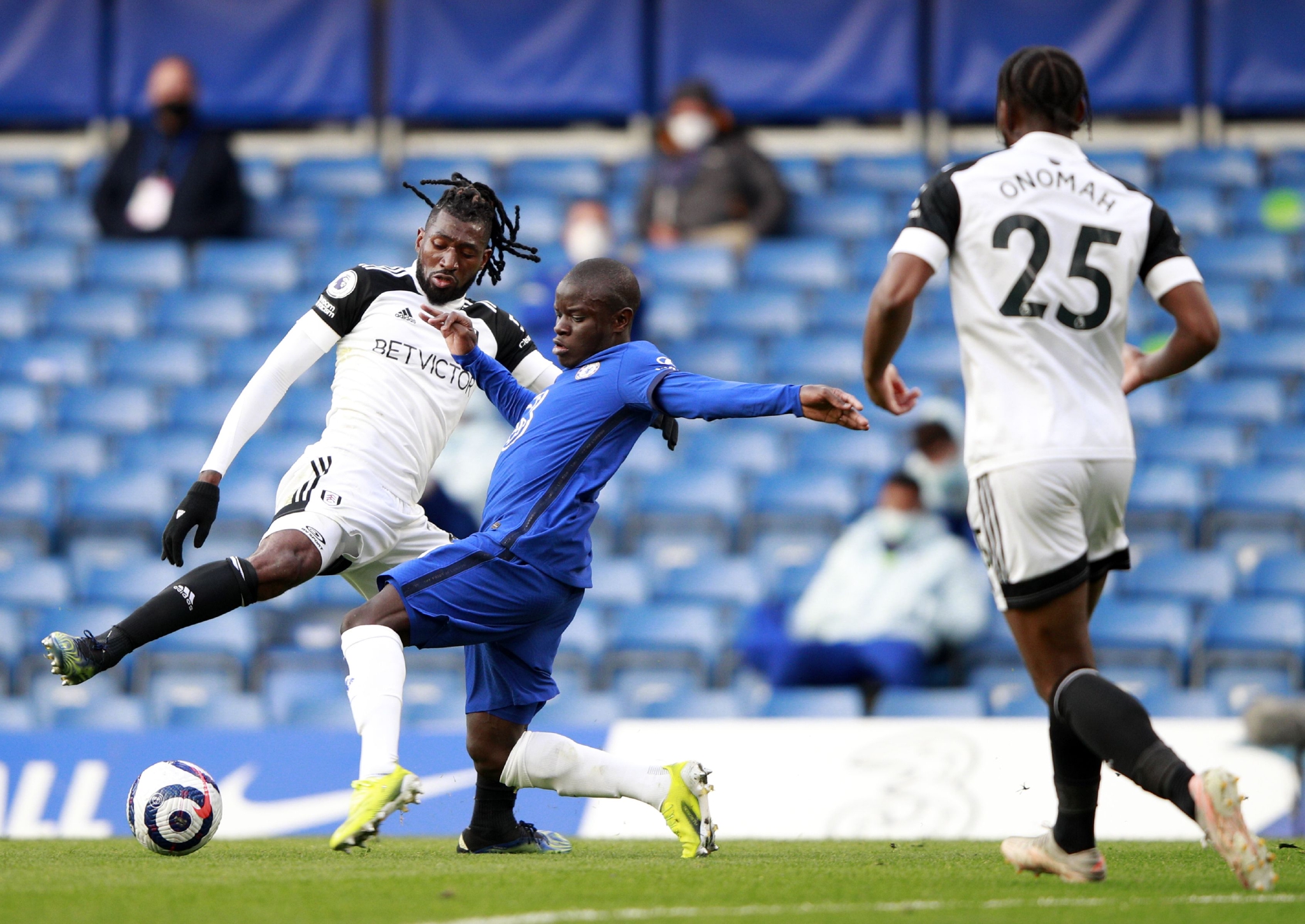 关于日本队横扫法国队，黄鸭组合刷新纪录的信息