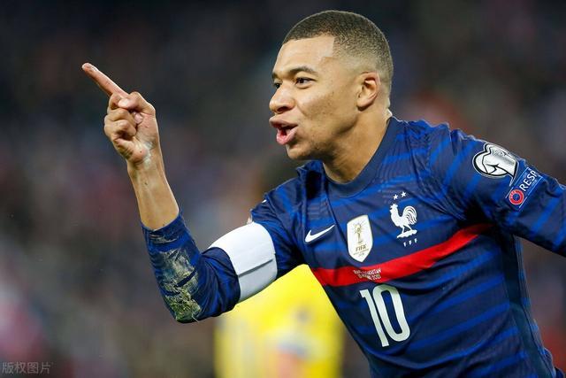 包含法国队横扫印度队，辛杜惊艳四座的词条